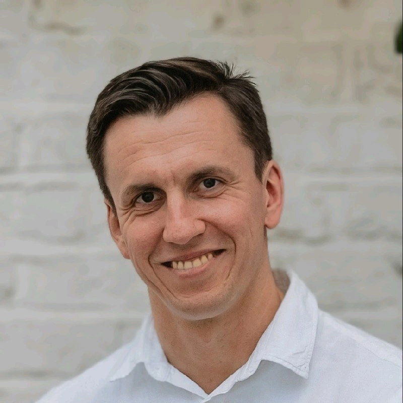Kostas - Lead Strategist at honeybit